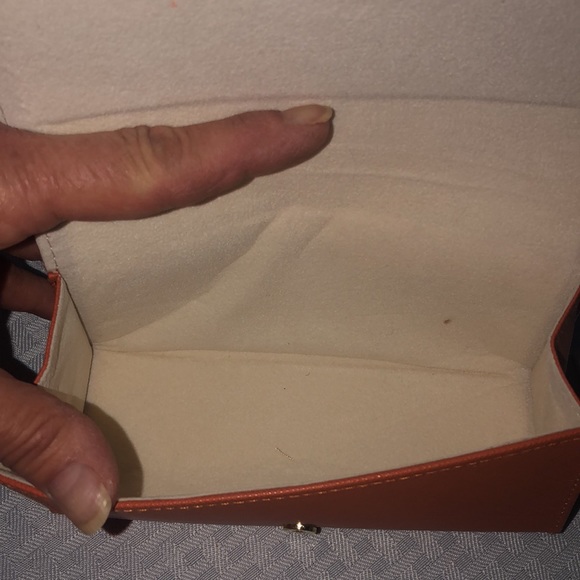 Tory Burch Sunglasses - Picture 7 of 9